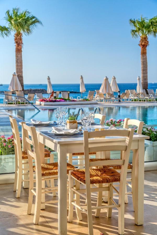 Nausicaa Beach Hotel โปรทาราส ภายนอก รูปภาพ