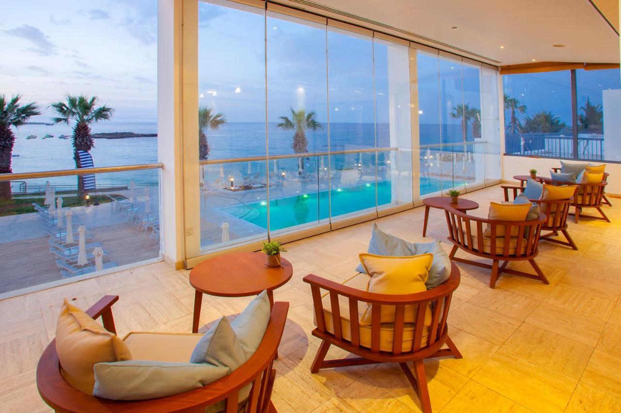 Nausicaa Beach Hotel โปรทาราส ภายนอก รูปภาพ