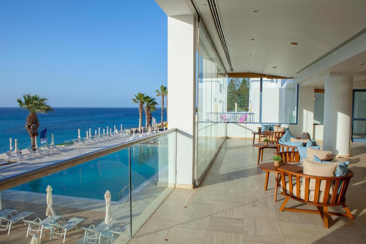 Nausicaa Beach Hotel โปรทาราส ภายนอก รูปภาพ
