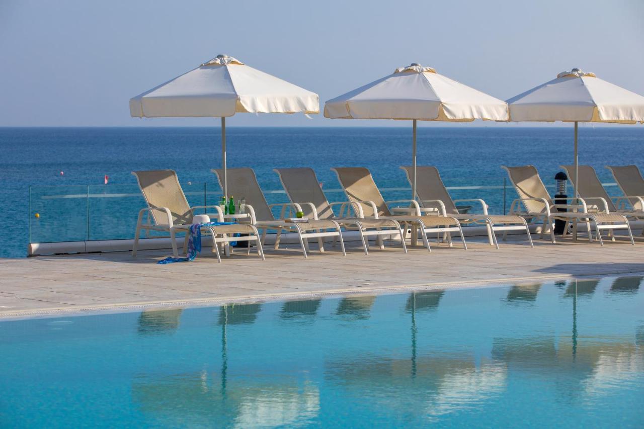 Nausicaa Beach Hotel โปรทาราส ภายนอก รูปภาพ