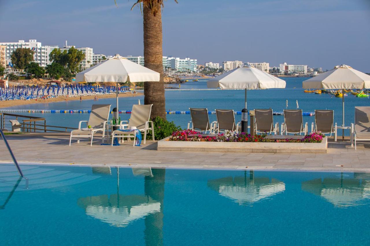 Nausicaa Beach Hotel โปรทาราส ภายนอก รูปภาพ