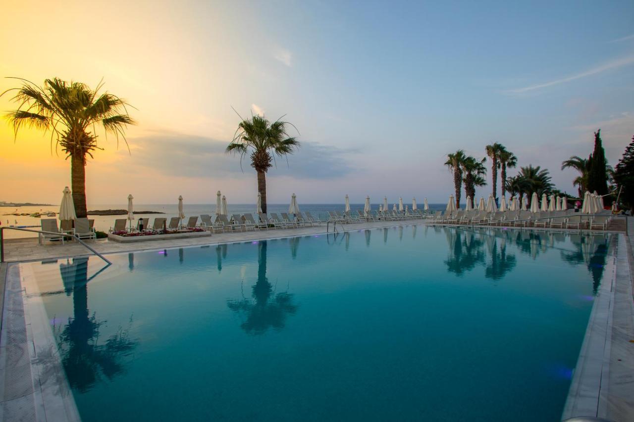 Nausicaa Beach Hotel โปรทาราส ภายนอก รูปภาพ