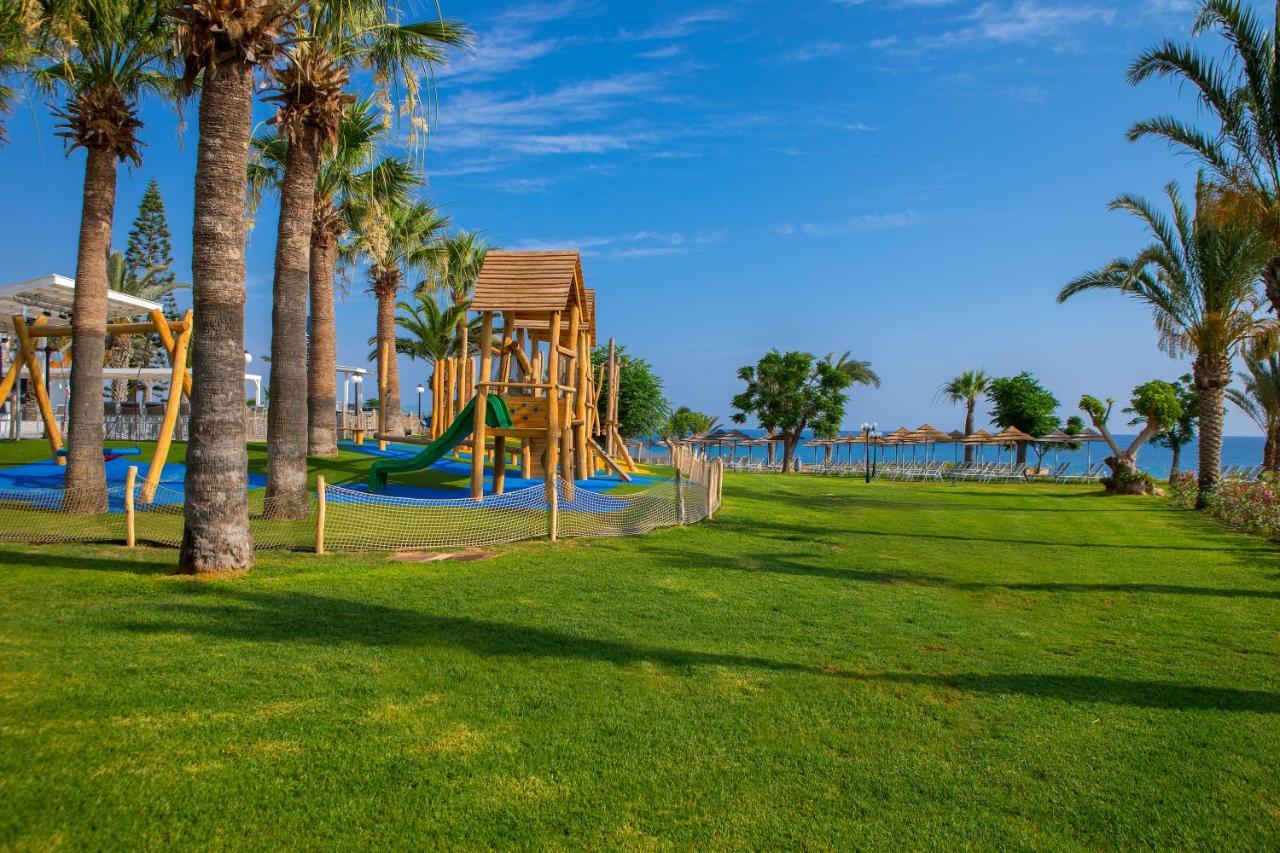 Nausicaa Beach Hotel โปรทาราส ภายนอก รูปภาพ