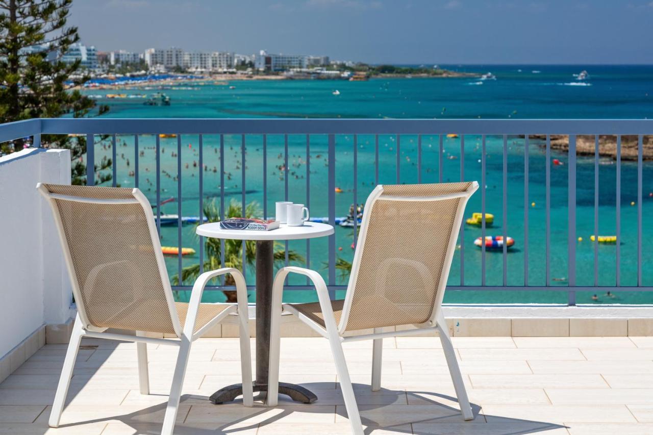 Nausicaa Beach Hotel โปรทาราส ภายนอก รูปภาพ